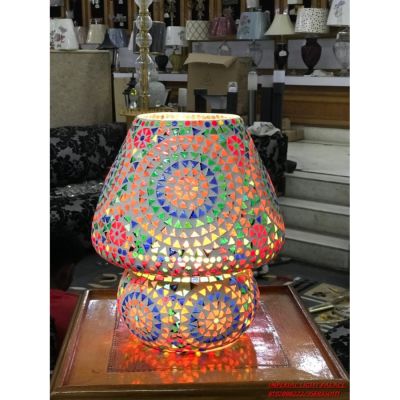 Imperial Big Unique Glass 40W Eye Shape Table Lamp-UNI-BG-ES-TLP