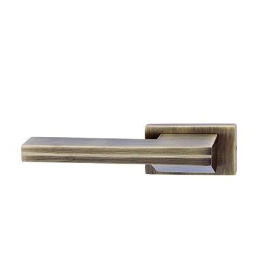 IPSA Moderna Xinith On Rose Door Handle - Matt Antique Brass (MAB) Finish - 8266