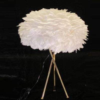 Stello White Feather Table Lamp - T1981